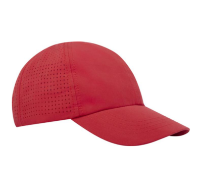casquette de sport couleur rouge de coté