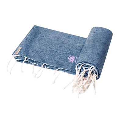 paréo serviette couleur bleu marine