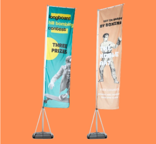 grand drapeau publicitaire extérieur