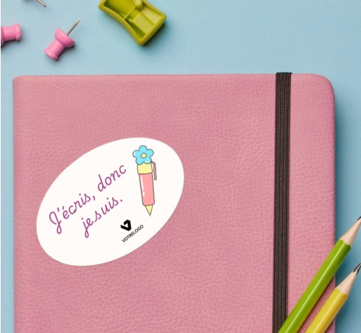 sticker autocollant marketing à coller sur un cahier