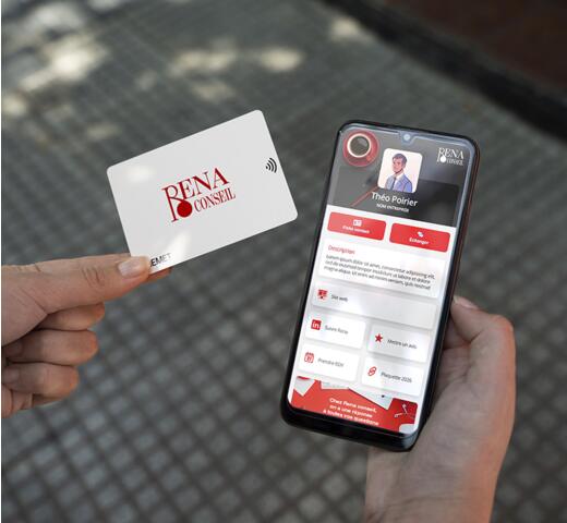 lecture de la carte de visite NFC avec un smartphone